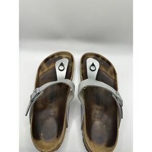 Birkenstock Gizeh Women's Sandals‎ Metallic Silver Size 38EU 7 Flip Flops Shoes
